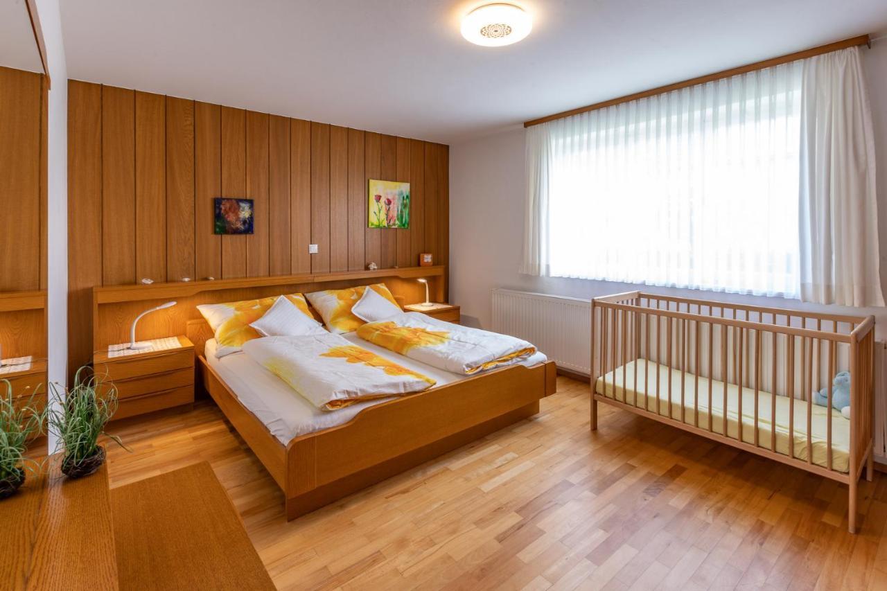 Ferienwohnung Metzler - Blick Auf Die Berge Gofis Екстер'єр фото